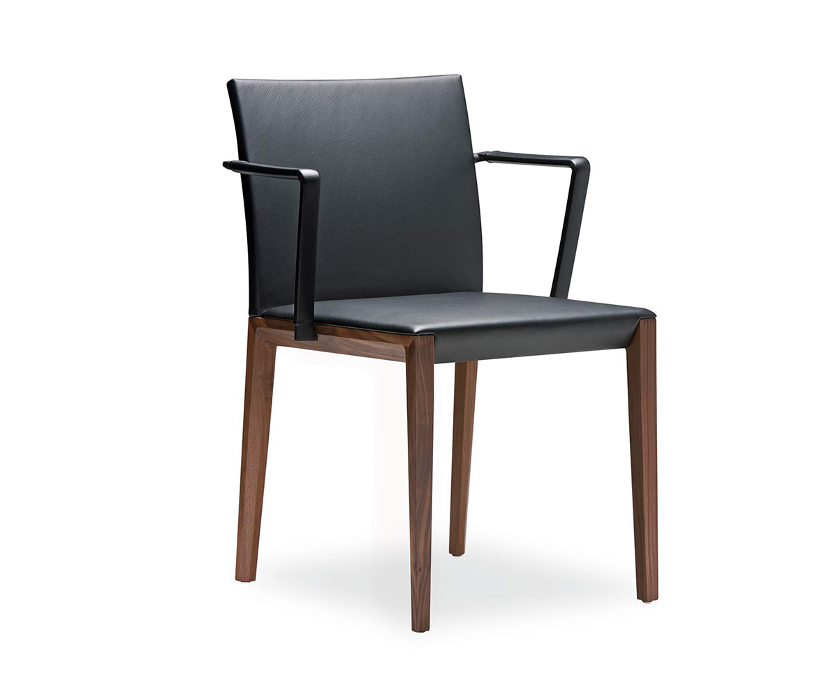 Andoo Dining Chair
