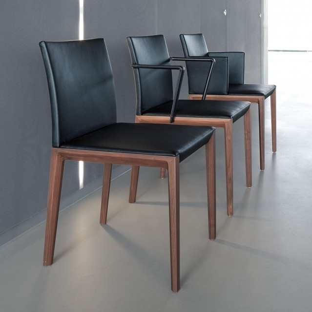 Andoo Dining Chair