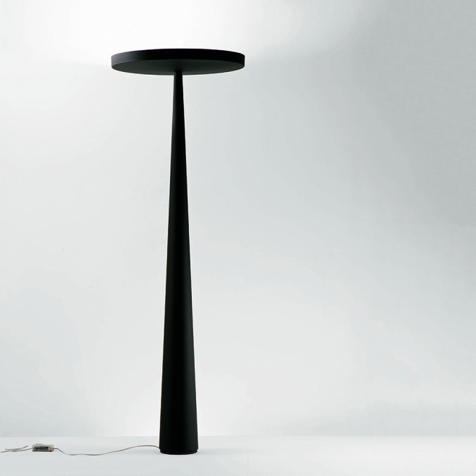 Equilibre Floor Lamp