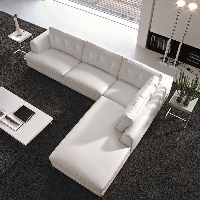 Ascot Sectional